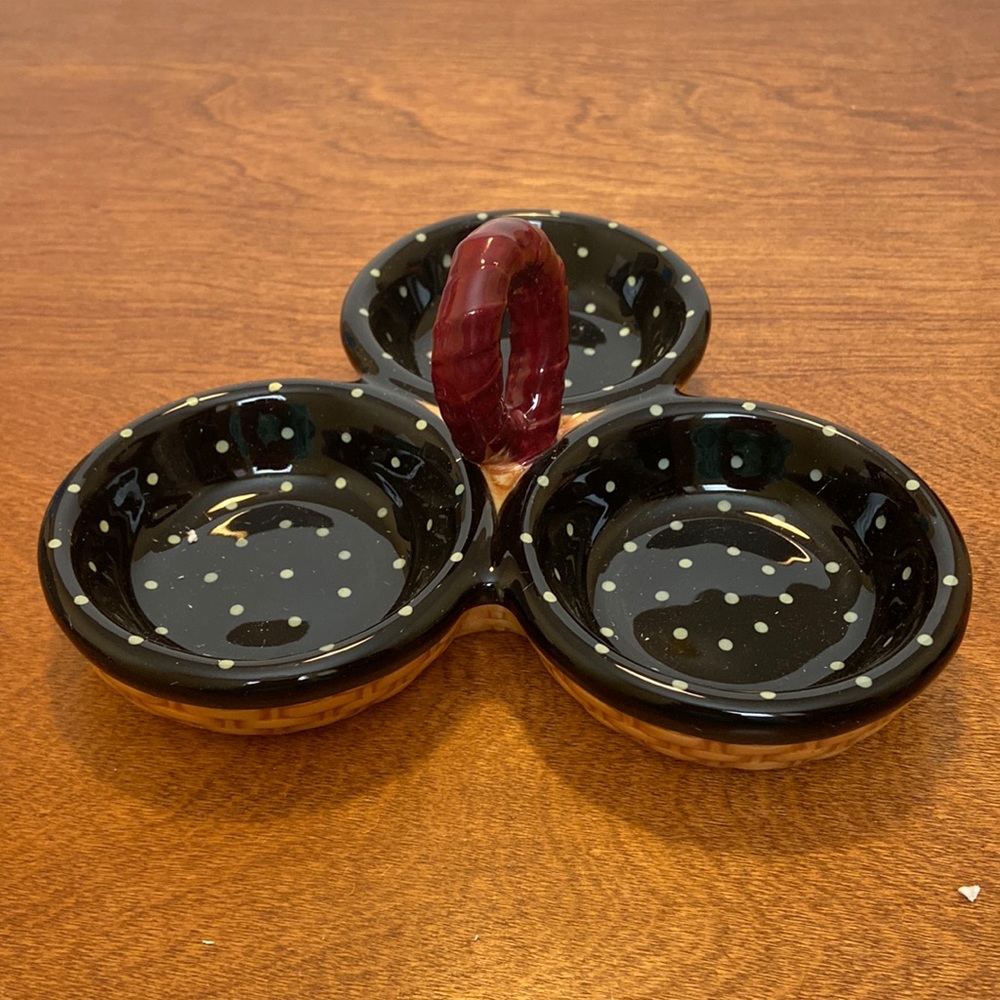 NWT Russ Three Section  Serving Bowl.